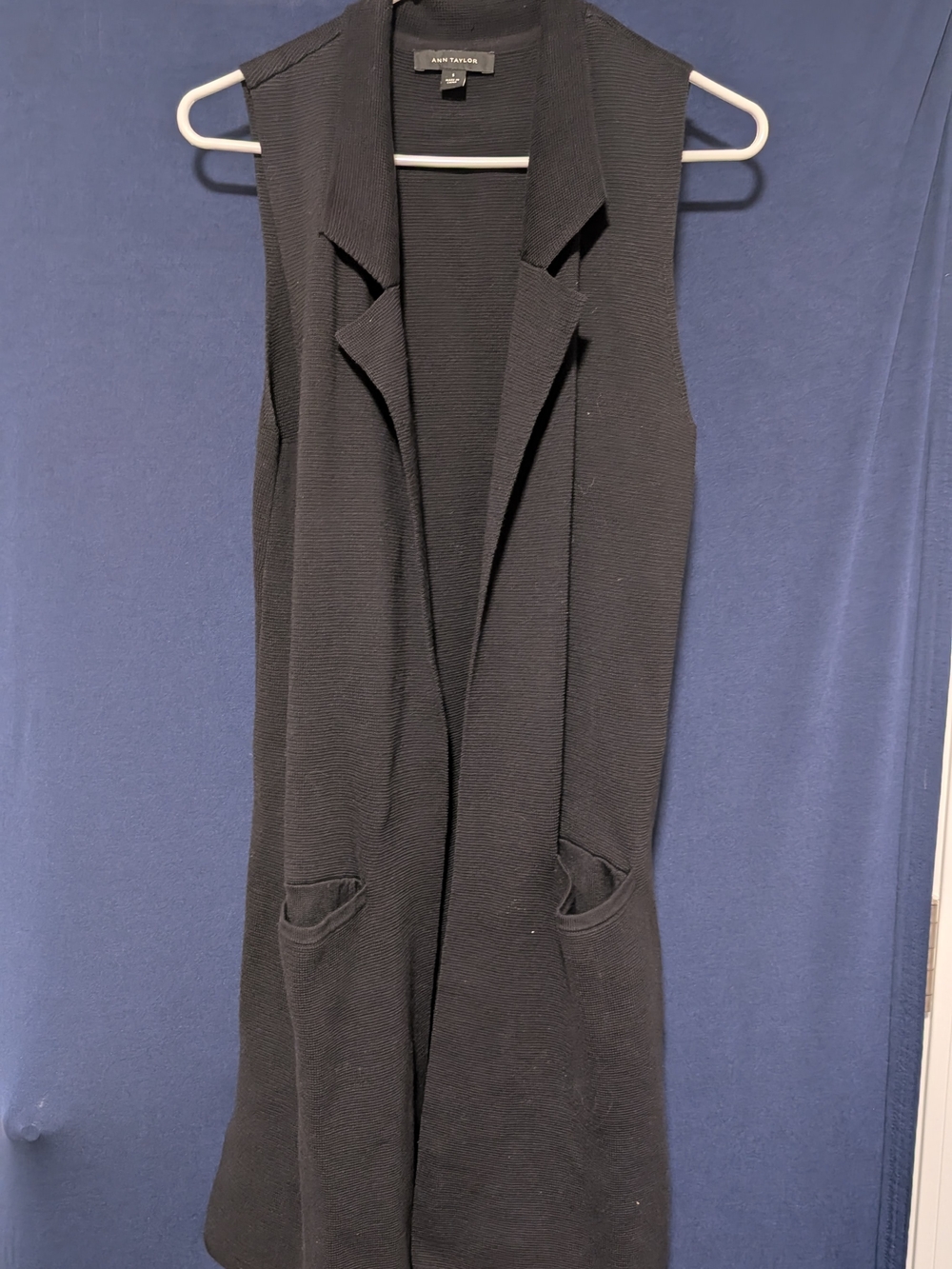 Ann Taylor Sleeveless Long Black Open Front Vest